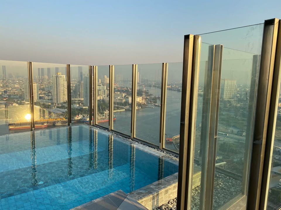 Rare River View Condo l วิวโค้งแม่น้ำ + Skyline กรุงเทพฯ l ส่วนกลางระดับ Luxury Hotel