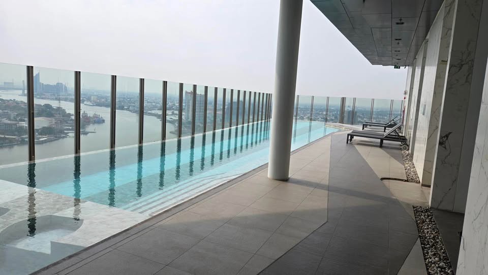 Rare River View Condo l วิวโค้งแม่น้ำ + Skyline กรุงเทพฯ l ส่วนกลางระดับ Luxury Hotel