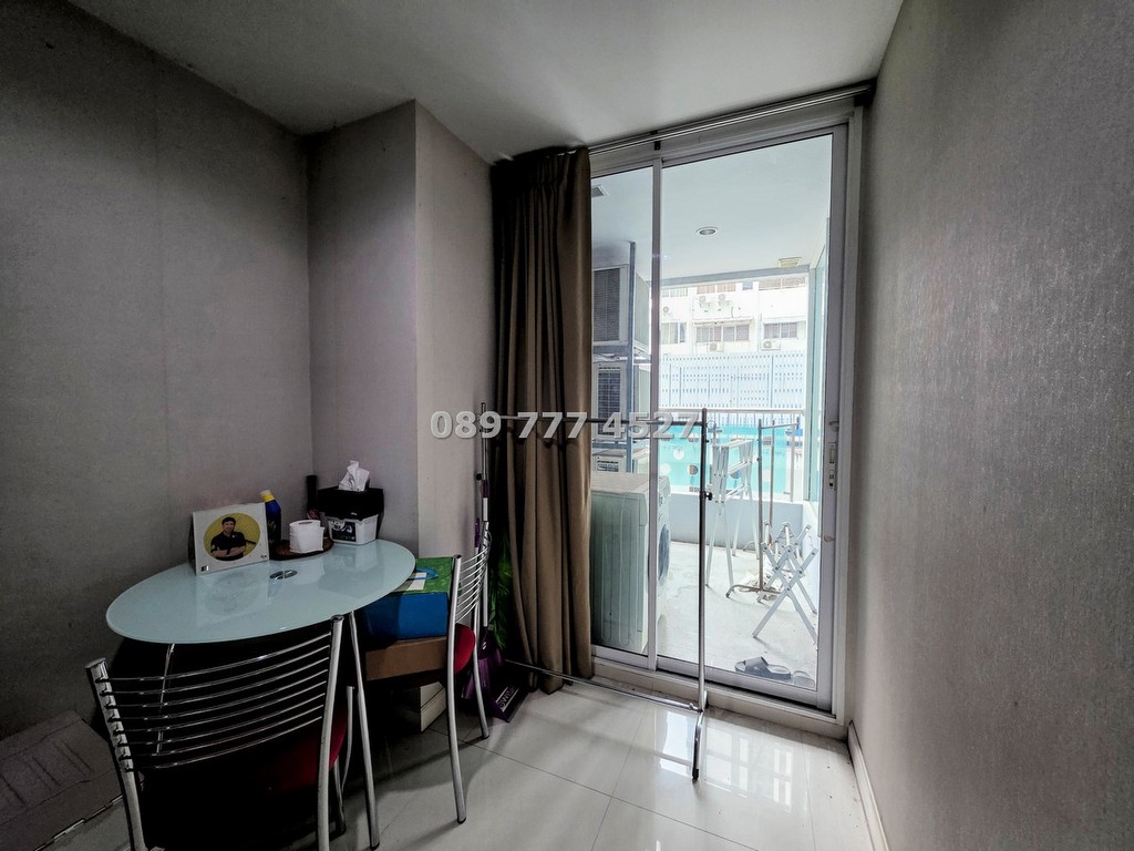 [ขาย] คอนโด สุขุมวิท ลิฟวิ่ง ทาวน์ (Sukhumvit Living Town) อโศก 2 ห้องนอน 58.90 ตร.ม. มีที่จอดรถประจ