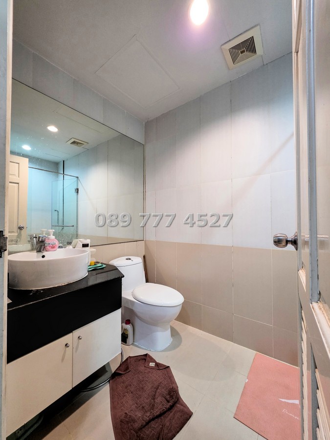 [ขาย] คอนโด สุขุมวิท ลิฟวิ่ง ทาวน์ (Sukhumvit Living Town) อโศก 2 ห้องนอน 58.90 ตร.ม. มีที่จอดรถประจ