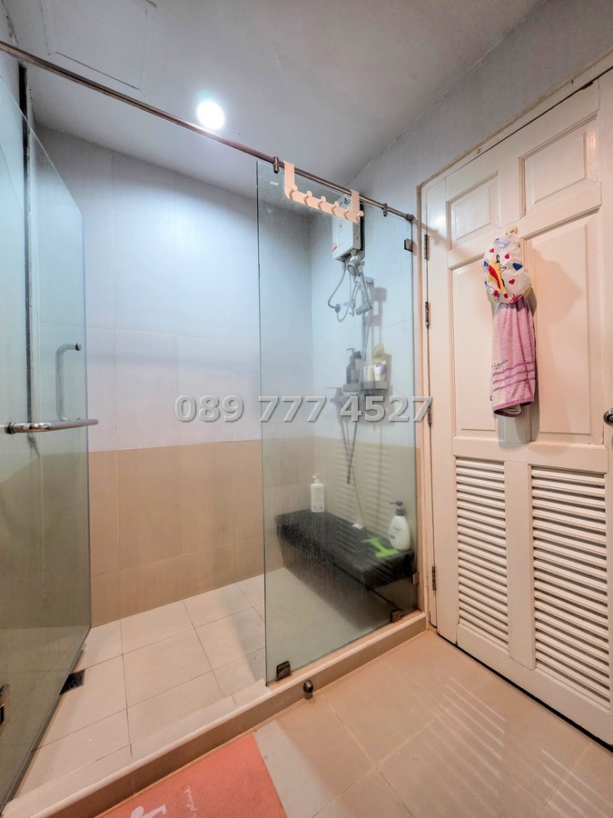 [ขาย] คอนโด สุขุมวิท ลิฟวิ่ง ทาวน์ (Sukhumvit Living Town) อโศก 2 ห้องนอน 58.90 ตร.ม. มีที่จอดรถประจ