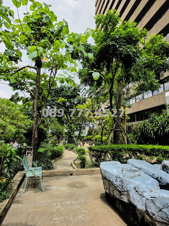 [ขาย] คอนโด สุขุมวิท ลิฟวิ่ง ทาวน์ (Sukhumvit Living Town) อโศก 2 ห้องนอน 58.90 ตร.ม. มีที่จอดรถประจ
