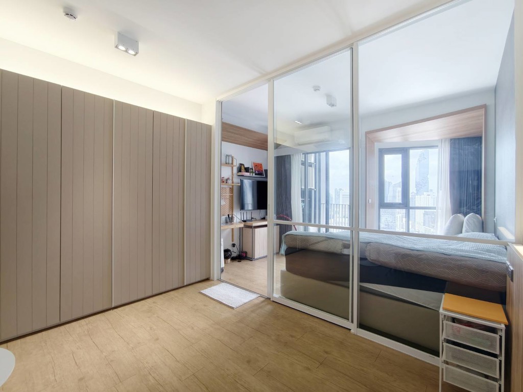 ขายคอนโด Triple Y Residence เชื่อมติดสามย่านมิตรทาว์น ชั้น 28 ราคาดี เฟอร์ครบ พร้อมอยู่ ใกล้ MRT