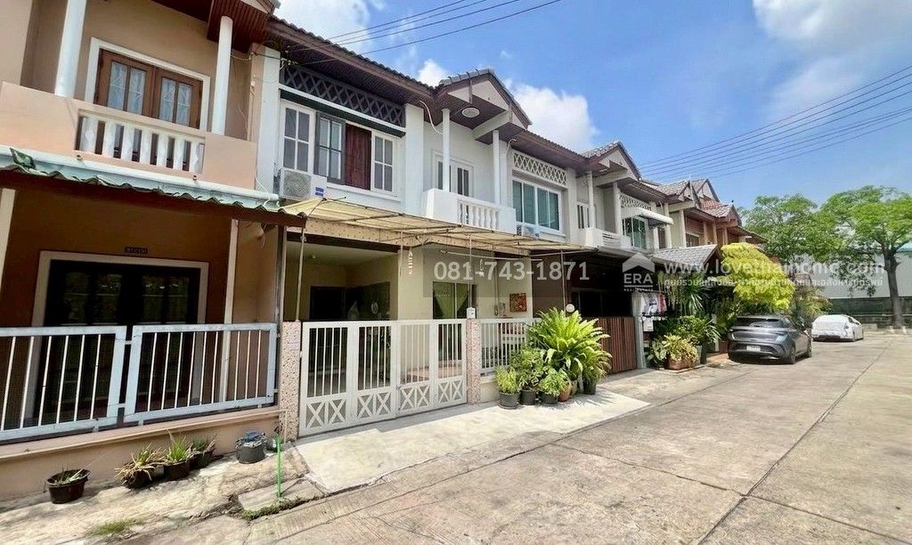 ขายด่วน! ทาวน์เฮ้าส์ 2 ชั้น เลียบคลองสอง27 หมู่บ้านวรารักษ์ พื้นที่ 20 ตรว. ขาย1.7 ต้องปรับปรุง