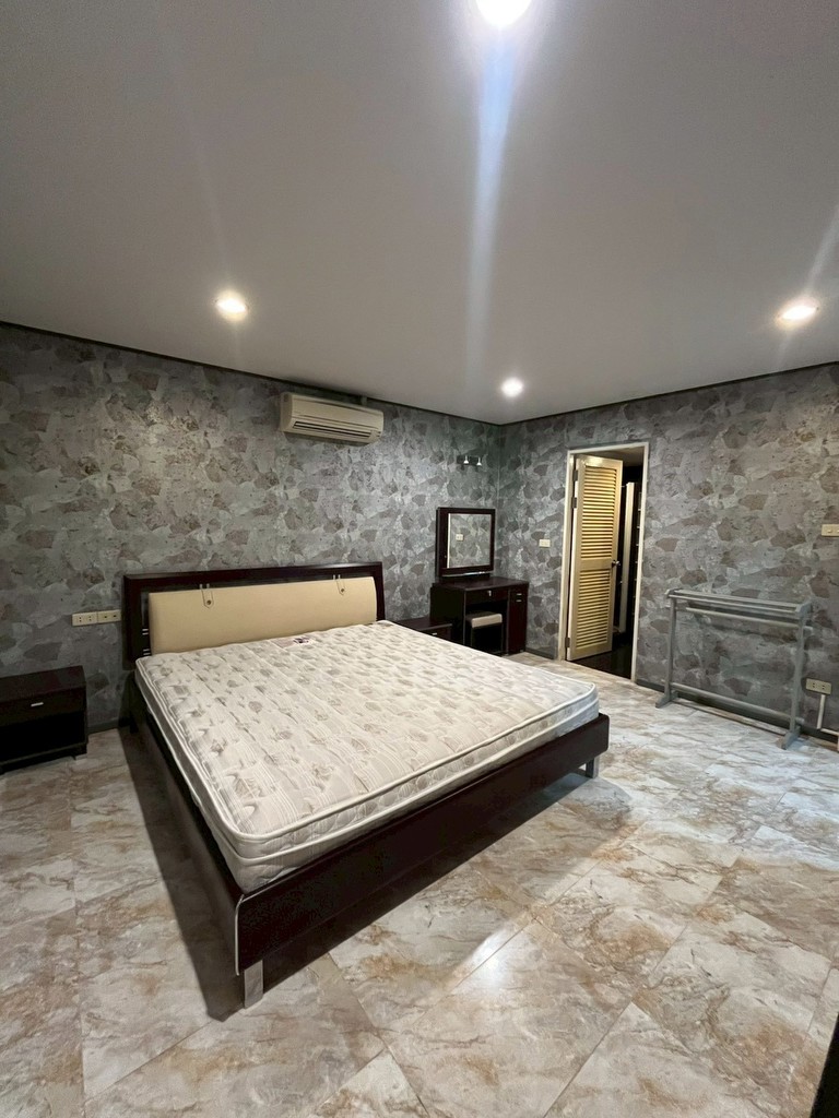 ขายคอนโดหรู แกรนด์ คอนโดเทล พัทยา (Grand Condotel) Pattaya