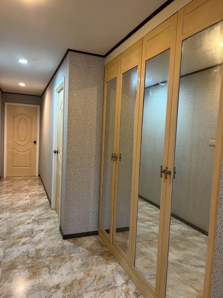 ขายคอนโดหรู แกรนด์ คอนโดเทล พัทยา (Grand Condotel) Pattaya