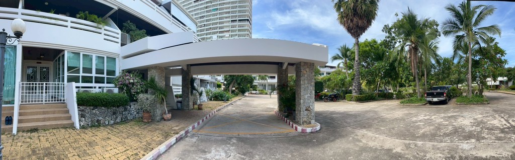 ขายคอนโดหรู แกรนด์ คอนโดเทล พัทยา (Grand Condotel) Pattaya