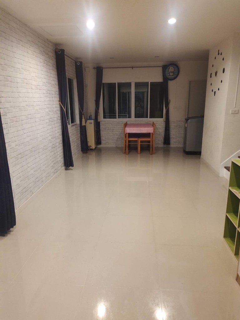 ขายบ้าน 3 ห้องนอน 2 ห้องน้ำ