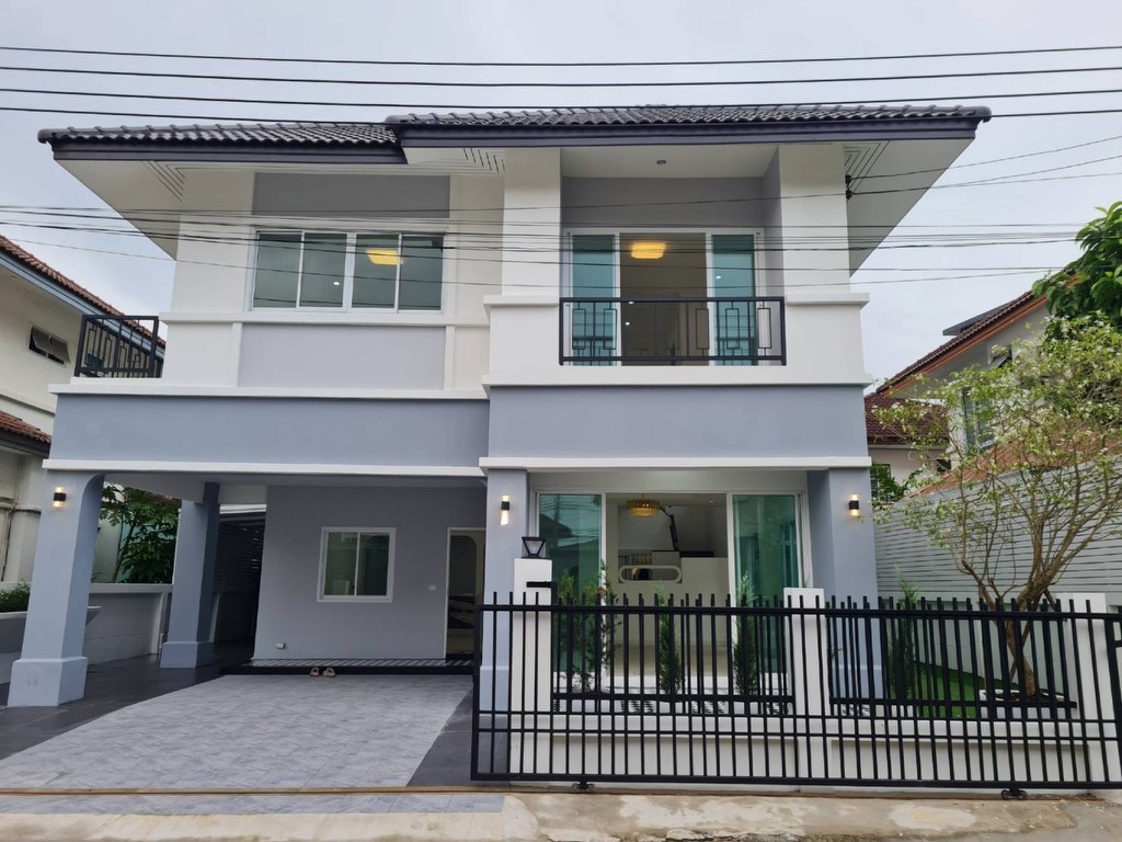 ขายบ้านเดี่ยว 2 ชั้น ลาดพร้าว101 พื้นที่ 50.10 ตรว. รีโนเวทใหม่ หมู่บ้านวาสินีแกรนด์โฮม กทม ใกล้รถไฟ