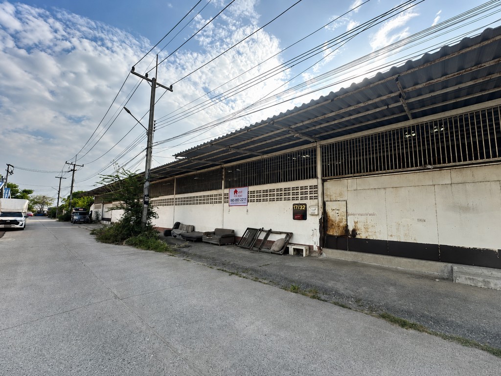 ให้เช่าโกดัง/คลังสินค้า 1,512 ตร.ม. ลาดสวาย ลำลูกกา ปทุมธานี พร้อมสำนักงานและชั้นลอย HRE00439