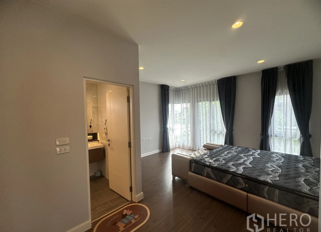 ขายบ้านเดี่ยว 3 ห้องนอน โครงการเศรษฐสิริ วงแหวน-ลำลูกกา (บึงคำพร้อย) ใกล้มอเตอร์เวย์ HRE00945