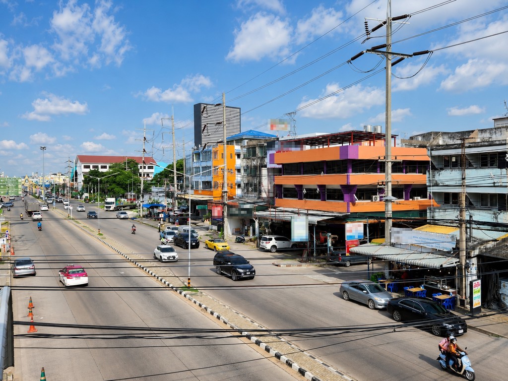 ขายหรือให้เช่า อาคารพาณิชย์สแตนด์อโลน 3 ชั้นครึ่ง 700 ตร.ม. ทำเลทองตรงข้าม รพ.ปทุมธานี HRE00929