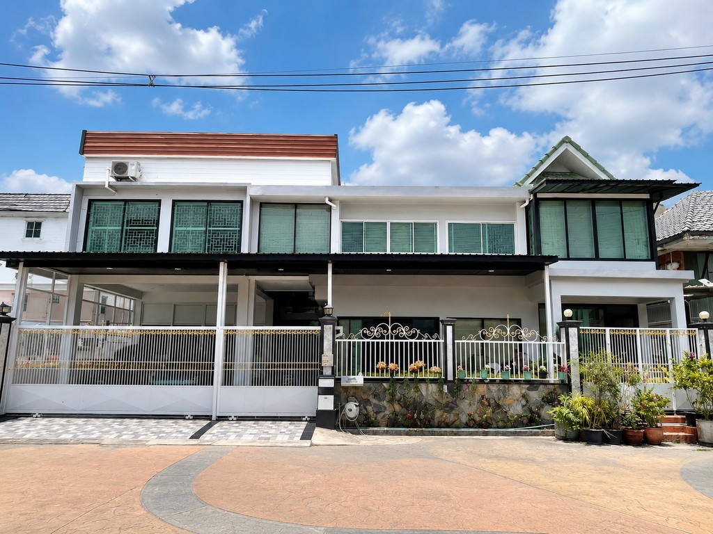ขายบ้านเดี่ยว 7 ห้องนอน ลำลูกกา ปทุมธานี HRE01014