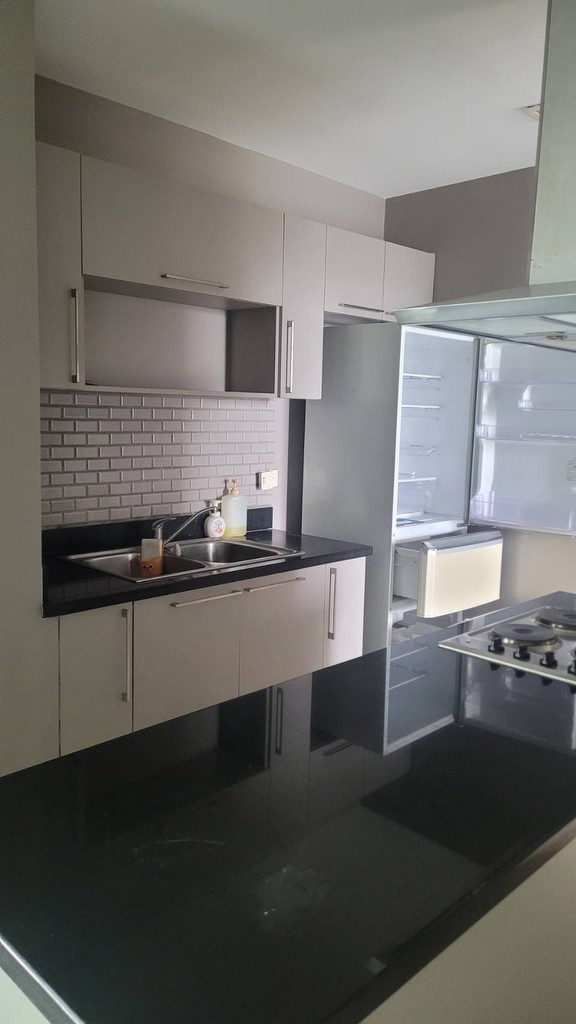 ขายและให้เช่า คอนโด Nusasiri Condo ติดสถานีรถไฟฟ้าเอกมัย, สถานีรถไฟฟ้าเอกมัย