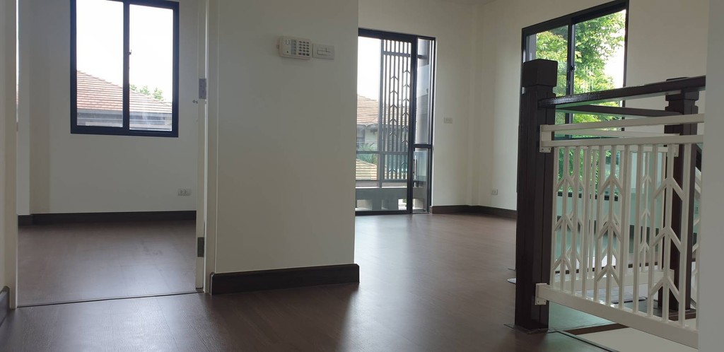 ขายบ้านเศรษฐสิริวัชรพล  ออเงิน เขตสายไหม