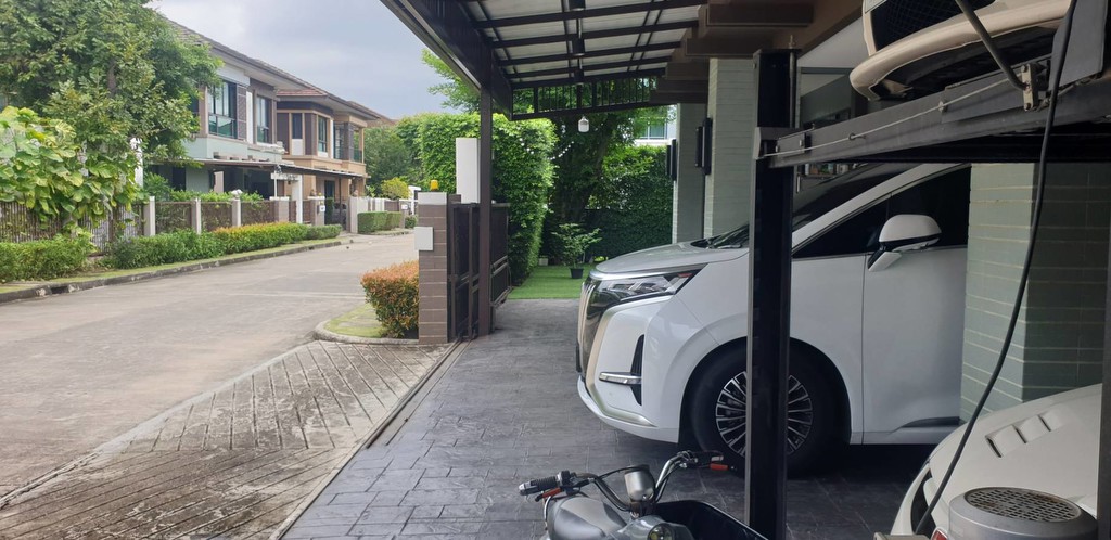 ขายบ้านเศรษฐสิริวัชรพล ติดถนนสุขาภิบาล5 หน้าสำนักงานเขตสายไหม