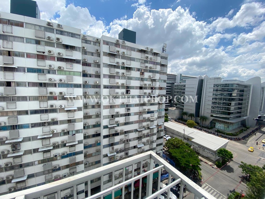 Popular Condo อาคาร C5 เมืองทองธานี