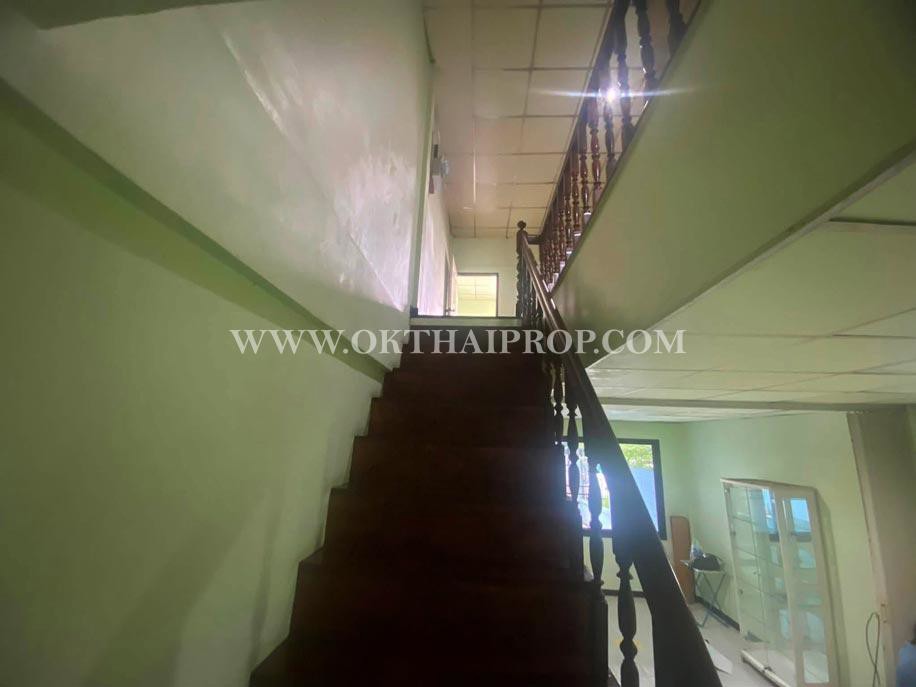 ทาวน์เฮ้าส์ หมู่บ้านจงสุข ถ.กรุงเทพ-นนทบุรี บางซื่อ