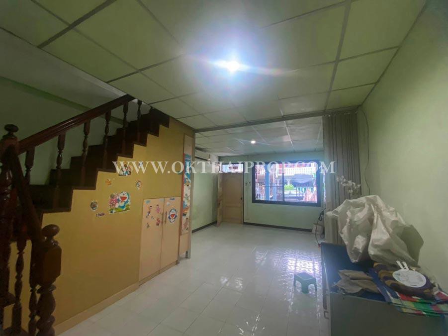 ทาวน์เฮ้าส์ หมู่บ้านจงสุข ถ.กรุงเทพ-นนทบุรี บางซื่อ