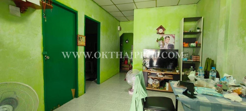 ทาวน์เฮ้าส์ หมู่บ้านบัวทอง4 ถนนบ้านกล้วย-ไทรน้อย บางบัวทอง