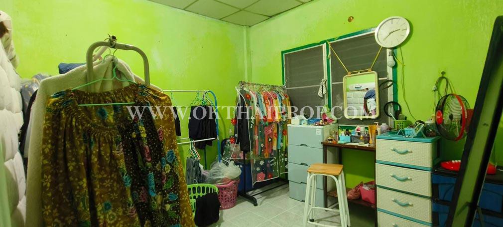 ทาวน์เฮ้าส์ หมู่บ้านบัวทอง4 ถนนบ้านกล้วย-ไทรน้อย บางบัวทอง