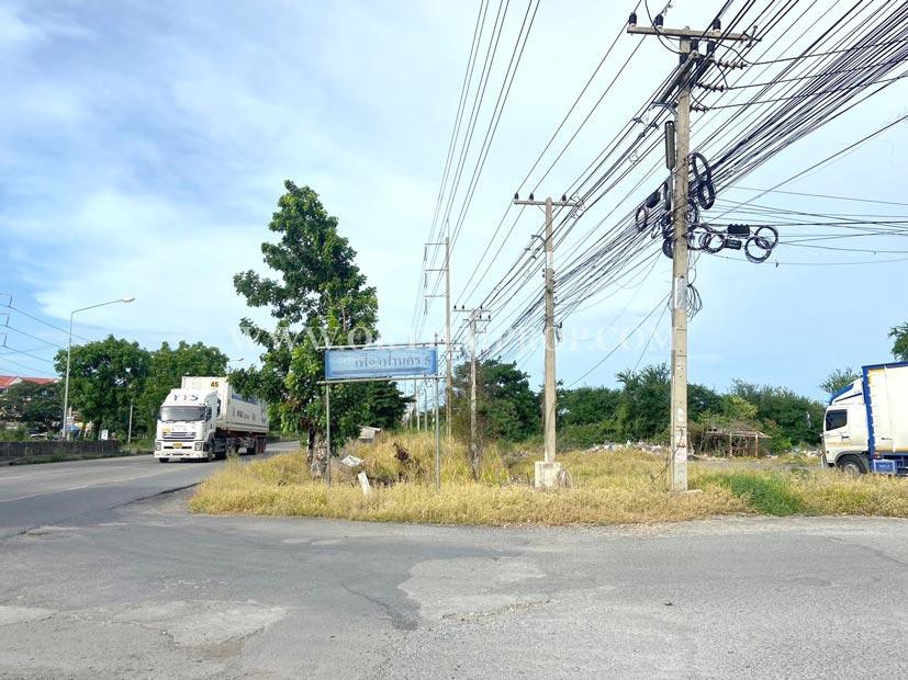ทาวน์เฮ้าส์ หมู่บ้านเฟื่องฟ้านคร5 ลาดหลุมแก้ว ปทุมธานี