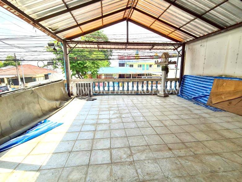 ทาวน์เฮ้าส์ หมู่บ้านพฤกษา3 ติดถนนใหญ่ บางบัวทอง นนทบุรี