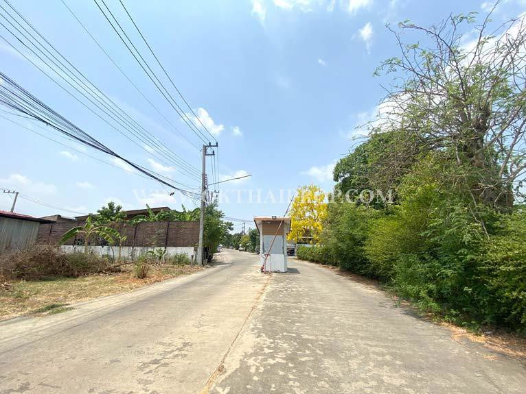 ทาวน์เฮ้าส์ หมู่บ้านกรีนการ์เด้นโฮม คลอง11 ธัญบุรี ปทุมธานี