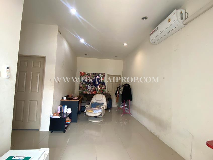 ทาวน์เฮ้าส์ หมู่บ้านกรีนการ์เด้นโฮม คลอง11 ธัญบุรี ปทุมธานี