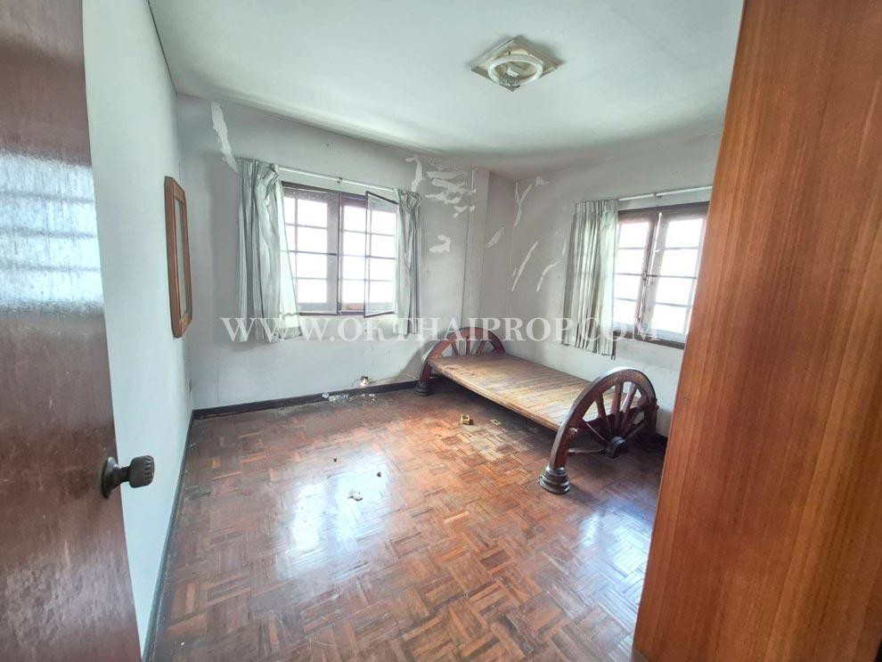 บ้านเดี่ยว หมู่บ้านศราวัณวิลล์ ถ.แจ้งวัฒนะ ปากเกร็ด