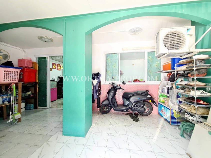 ทาวน์เฮ้าส์ หมู่บ้านสุชา บางบัวทอง ใกล้กับรถไฟฟ้าสายสีม่วง นนทบุรี