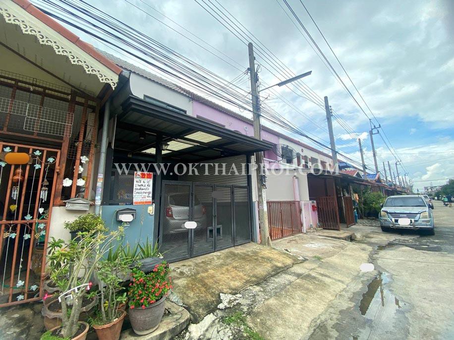 ทาวน์เฮ้าส์ หมู่บ้านศรีประจักษ์วิลล่า4 ถนนบางกรวย-ไทรน้อย บางบัวทอง