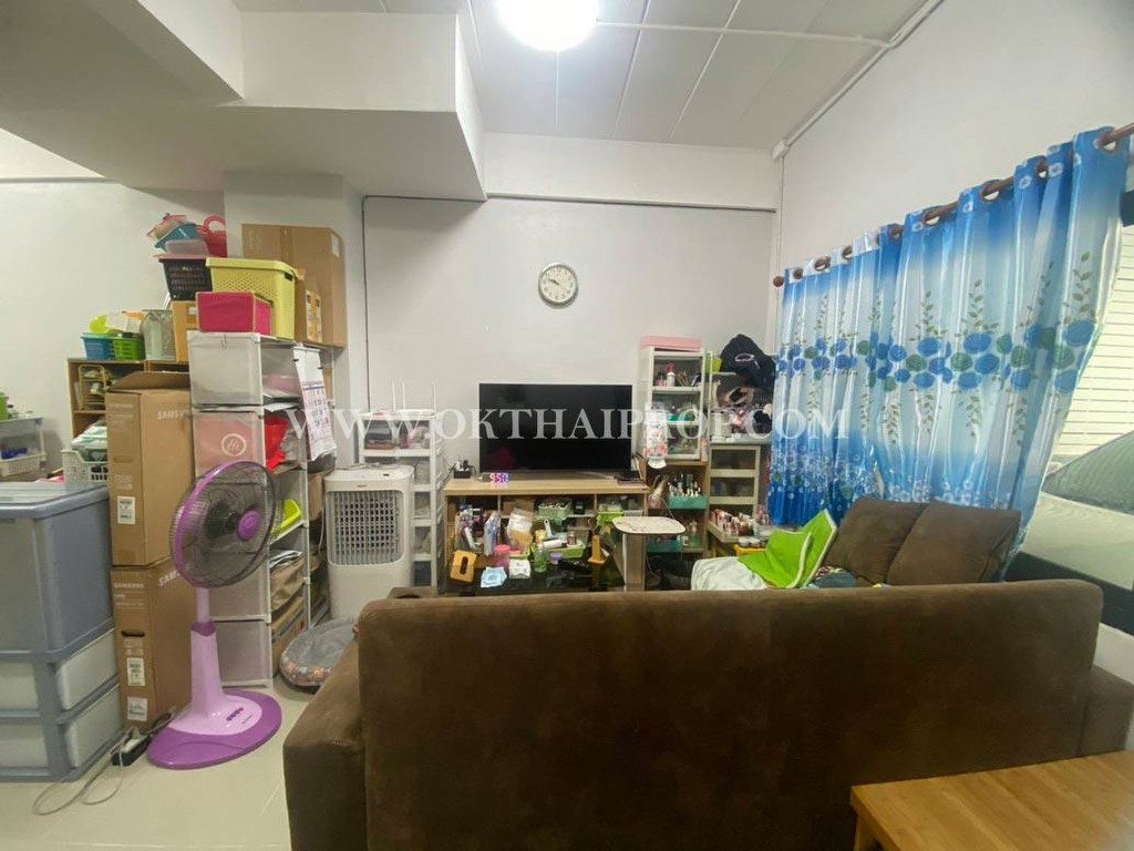 ทาวน์เฮ้าส์ หมู่บ้านศรีประจักษ์วิลล่า4 ถนนบางกรวย-ไทรน้อย บางบัวทอง