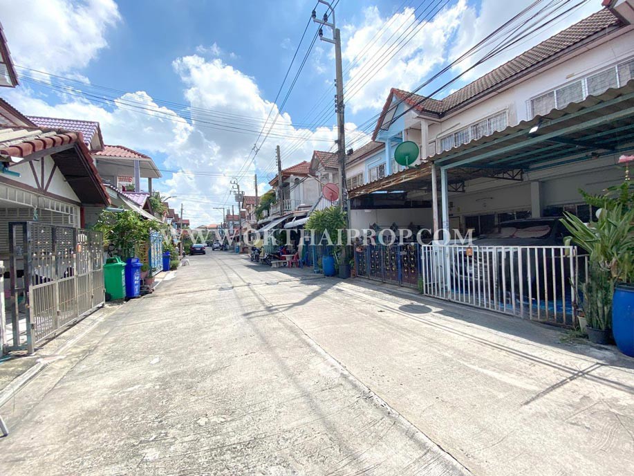 ทาวน์เฮ้าส์ หมู่บ้านเจริญสุข2 (เวฬุวนาราม) ถนนสรงประภา เขตดอนเมือง