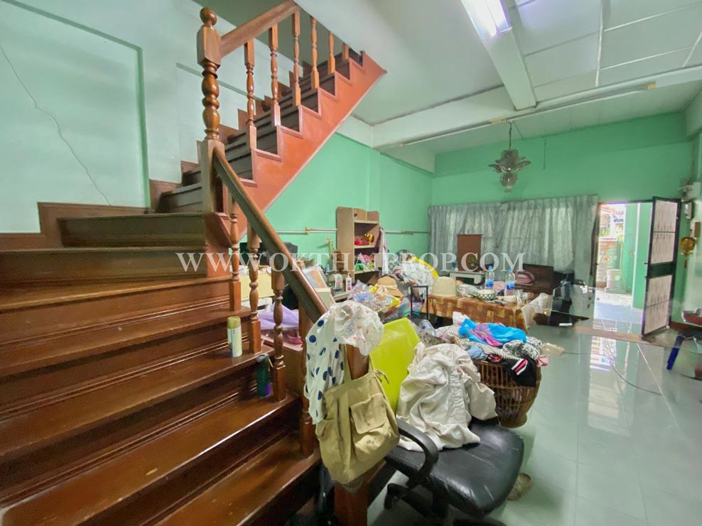 ทาวน์เฮ้าส์ หมู่บ้านเจริญสุข2 (เวฬุวนาราม) ถนนสรงประภา เขตดอนเมือง