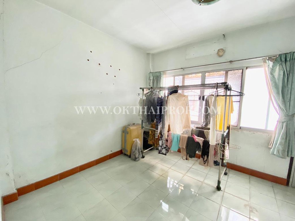 ทาวน์เฮ้าส์ หมู่บ้านเจริญสุข2 (เวฬุวนาราม) ถนนสรงประภา เขตดอนเมือง