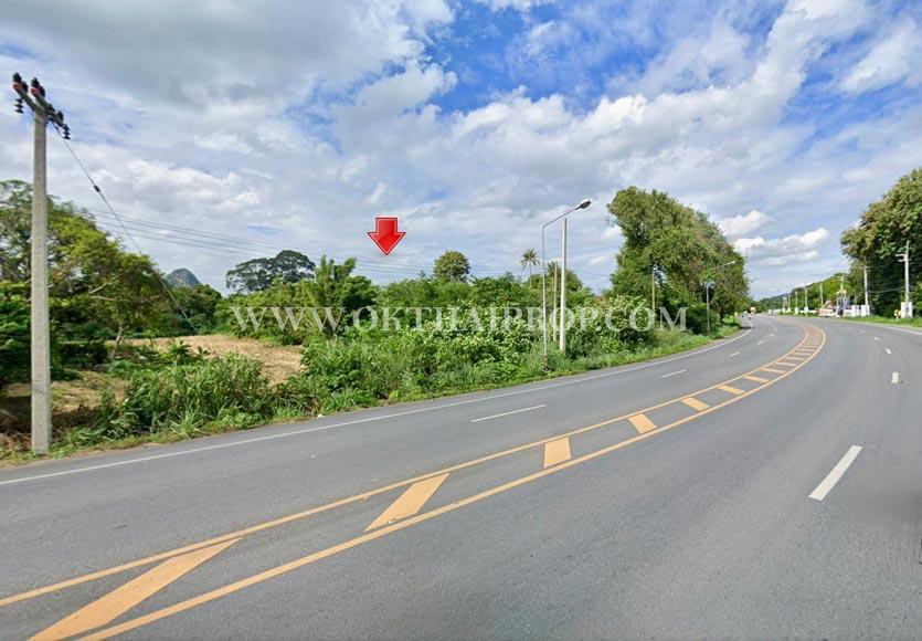 ที่ดินติดถนนใหญ่ ต.นิคมสร้างตนเอง เมืองลพบุรี