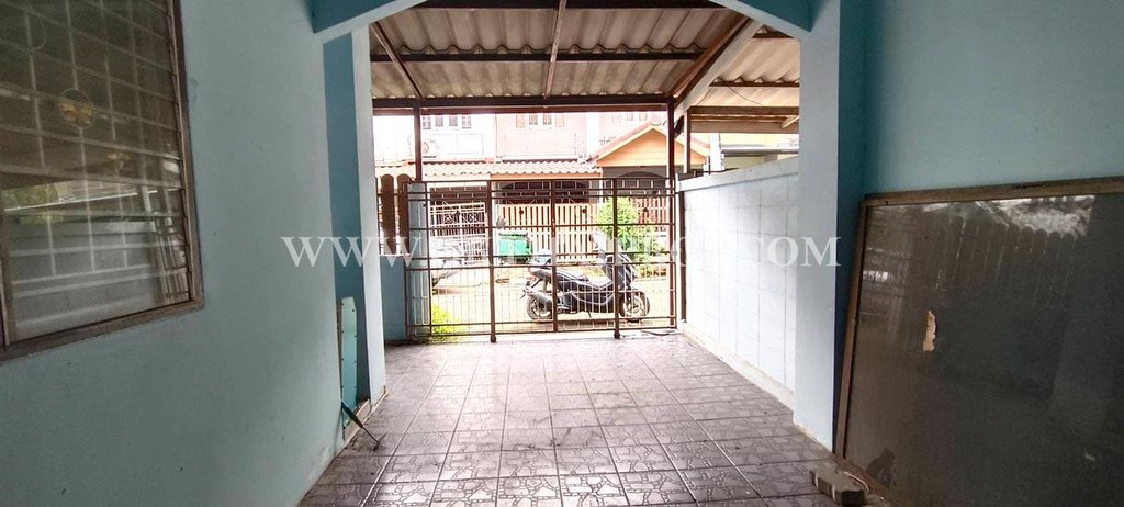 ทาวน์เฮ้าส์ หมู่บ้านบัวทองธานีพาร์ค บางบัวทอง นนทบุรี