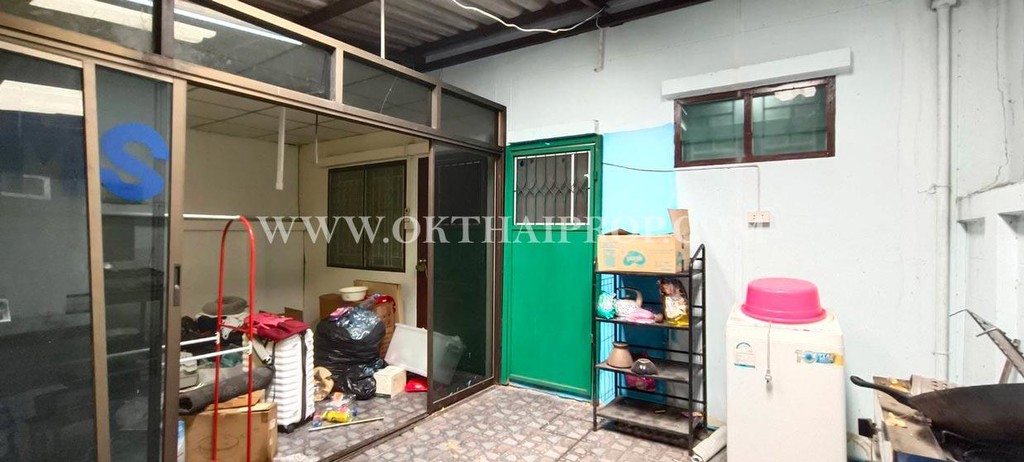 ทาวน์เฮ้าส์ หมู่บ้านบัวทองธานีพาร์ค บางบัวทอง นนทบุรี