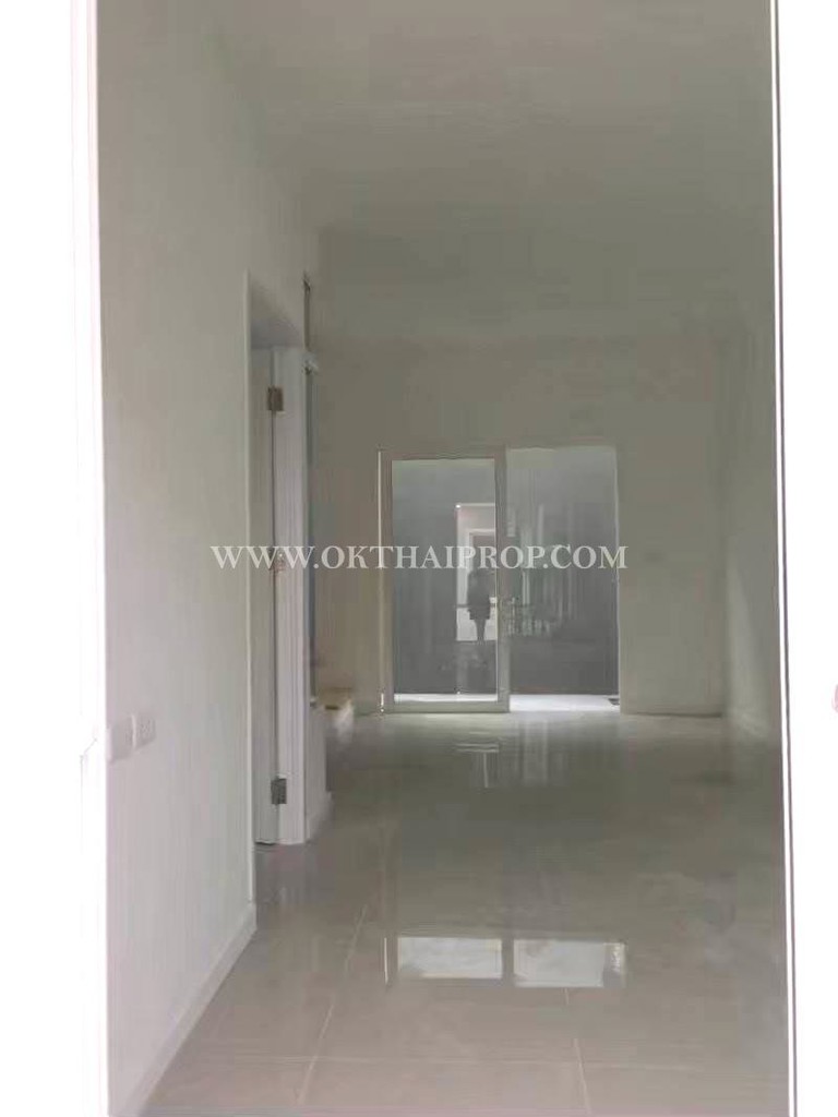 ทาวน์โฮม Casa Waterside Rama 5 (คาซ่า วอเตอร์ไซต์ พระราม 5) ติดถนนใหญ่นครอินทร์