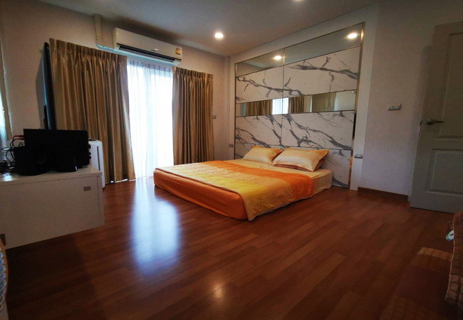 ขายบ้านเดี่ยว หมู่บ้านเดอะซิตี้ ปิ่นเกล้า-สาย 4 เนื้อที่ 109 ตร.ว. 2 ชั้น 4 นอน 4 น้ำ
