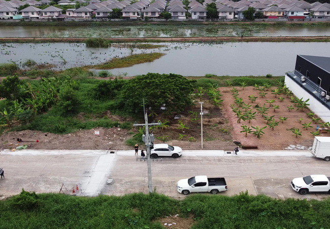 ขายที่ดิน ซอยเทพกุญชร 1 ตำบลคลองหนึ่ง อำเภอคลองหลวง ปทุมธานี เนื้อที่ 108 ตร.ว.
