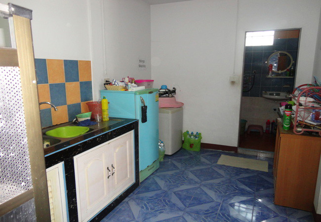 ขายบ้านเดี่ยว หมู่บ้านเปี่ยมเจริญ ขจรวิทย์ เนื้อที่ 39.5 ตร.ว. 1 ชั้น 5 นอน 4 น้ำ