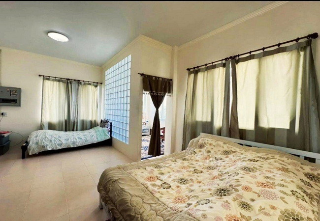 ขายบ้านเดี่ยว ซอยเลียบคลองโยง อำเภอพุทธมณฑล นครปฐม เนื้อที่ 206 ตร.ว. 2 ชั้น 2 นอน 2 น้ำ