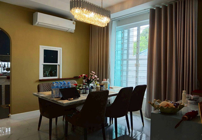 ขายบ้านเดี่ยว หมู่บ้านสัมมากร รามคําแหง 112 สะพานสูง กรุงเทพ เนื้อที่ 66 ตร.ว. 2 ชั้น 3 นอน 4 น้ำ
