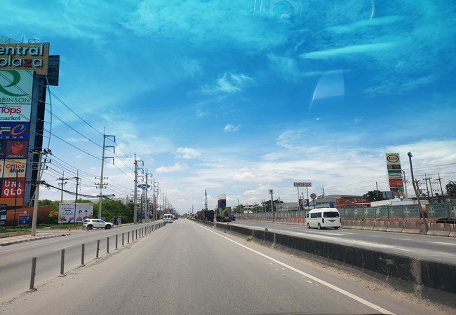 ขายที่ดิน ตรงข้ามเซ็นทรัลมหาชัย ติดถนนพระราม 2 เนื้อที่ 9-0-79.6 ไร่ พร้อมสิ่งปลูกสร้าง
