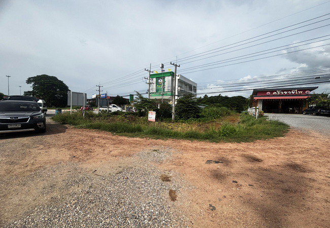 ขายที่ดิน 213.7 ตร.ว. ใกล้ตลาดไร่ใหม่ ถนนเพชรเกษม อำเภอสามร้อยยอด ประจวบคีรีขันธ์