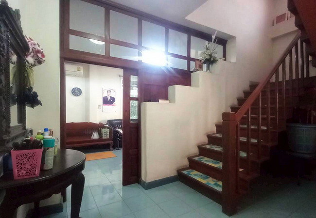ขายบ้านเดี่ยว หมู่บ้านบุรีรมย์ ซอยคู้บอน 41 เนื้อที่ 55 ตร.ว. 2 ชั้น 3 นอน 2 น้ำ