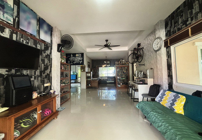 ขายบ้านเดี่ยว หมู่บ้านพาเพลิน บางขุนเทียน-ชายทะเล เนื้อที่ 54 ตร.ว. 1 ชั้น 3 นอน 2 น้ำ