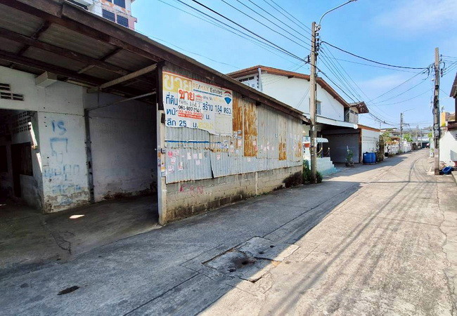 ขายที่ดิน 184 ตร.ว. ซอยเพชรเกษม 68 ถนนเพชรเกษม บางแค กรุงเทพ พร้อมสิ่งปลูกสร้าง
